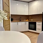 Διαμέρισμα Zinc Fam *